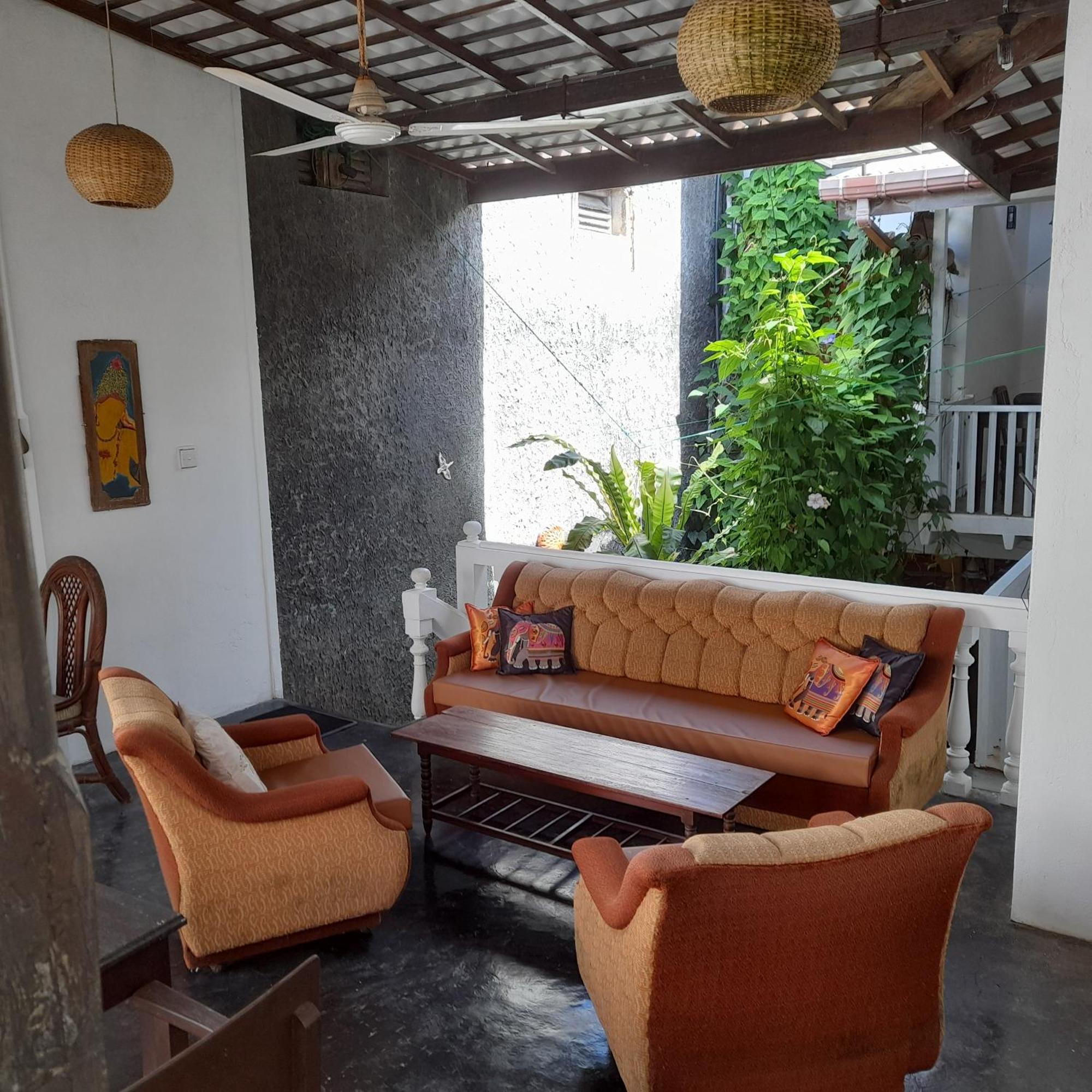 Shoba Traveller'S Tree Homes Stay Гале Екстериор снимка